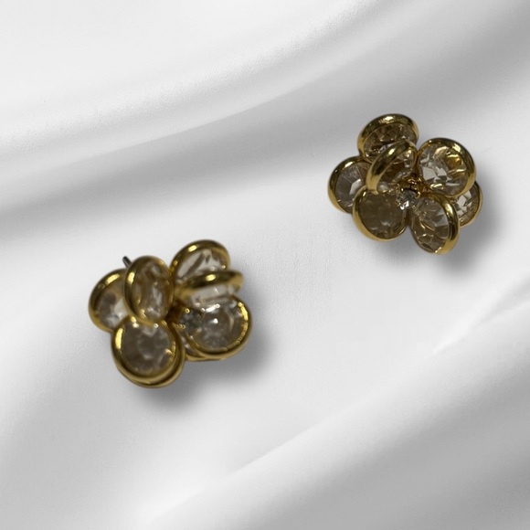 💎💟Vintage Flower Crystal Earrings - Picture 4 of 12